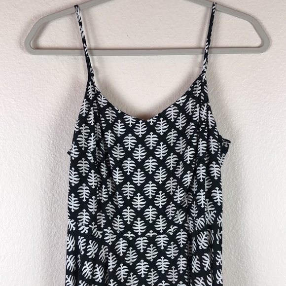 Old Navy Smocked Back Cami Dress White Black Print Sz M - Picture 2 of 9